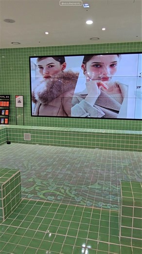 Feature wall & illuminated display zone✨️