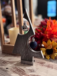 Beautiful Ornament Display - Etsy