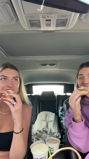 Pilates was a nice thought 🤓@Bloom Nutrition #bloompartner | pop up