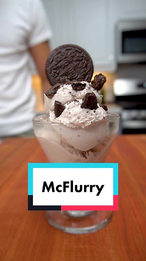 Homemade Oreo McFlurry: Easy Recipe