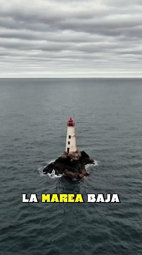 El faro más alejado: ¡10 km en el mar!
