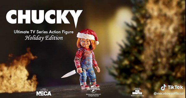 🎅🔪 Chucky’s bringing some killer cheer this holiday season! The Ultimate Chucky 7” Scale Action Figure (Holiday Edition) is here to slay- literally. 🩸 Available now on the NECA Store! Link in bio. 🎁 ➖ #CHUCKYTV #Chucky #Holiday #Horror #NECA #theNECAStore #actionfigure