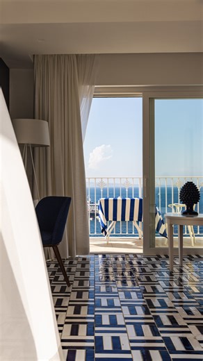 Cosy spaces, exclusive services and enchanting views: our rooms are the ideal retreat for those who want to experience Sorrento in style, surrounded by the authentic beauty of the Mediterranean. https://www.hotelriviera.com/ #GrandHotelRiviera | Grand Hotel Riviera - Sorrento