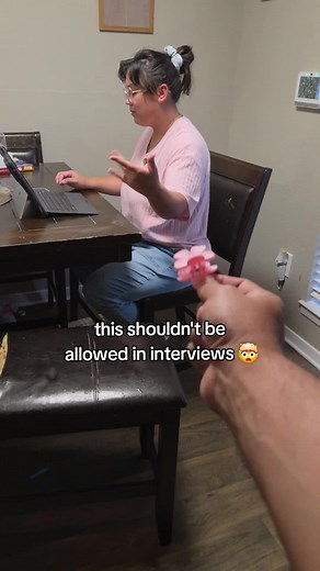 Job Hack for Introverts: Use Parakeet AI to Ace Interviews
