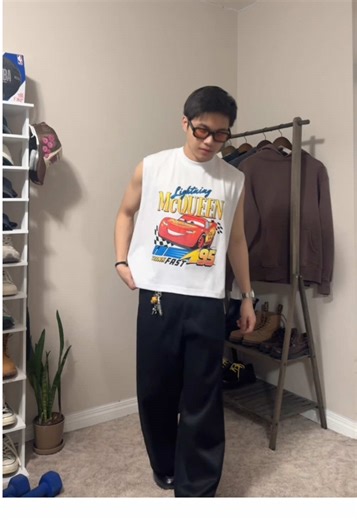 Stylish Muscle Tee Outfits for Men