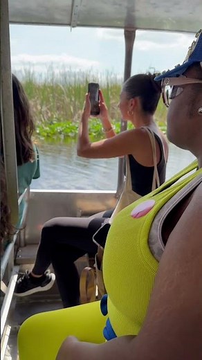 Everglades airboat tours at Everglades Holiday Park in Fort Lauderdale, Florida