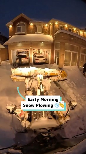 Extreme, early morning snow plowing ❄️👏 | Craft Factory