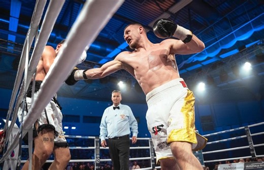 Nächster Gold-Gürtel im Visier: Plattlinger Box-Profi Ahmeti heiß auf Revanche