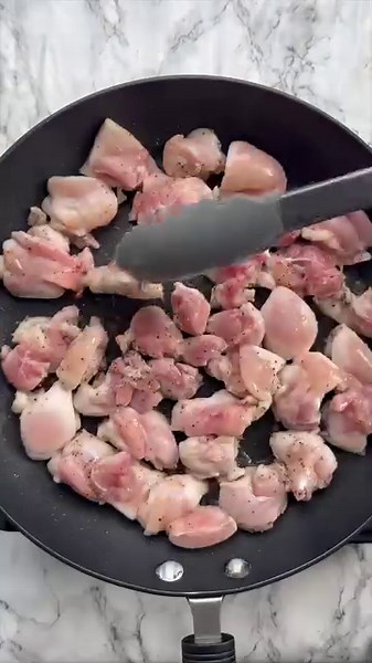 91K views · 1.3K reactions | Tarragon Chicken Bake! Tarragon is one of my all-time favourite herbs and it works perfectly here  Hope you love this one! Chris xx (recipe in comments) | Don't Go Bacon My Heart | Facebook