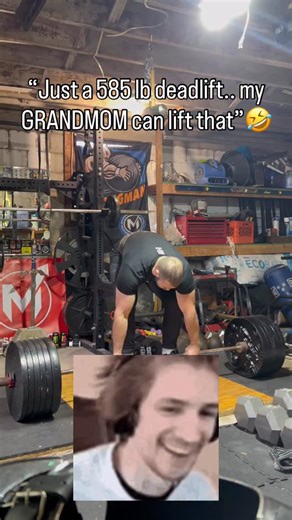 deadlifting… 👍 🛹 #gym #deadlift #powerlifting #strongman #lifting | mikeymaybeme