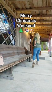 Merry Christmas Eve! I'm ready to eat Chinese food🎄#CountryGirl #MerryChristmas #HonkyTonk #CountryDance #ViralReels | Daisy Chain Cosplay