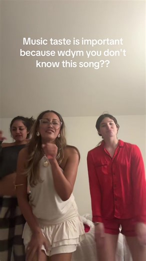 Strawberry (@strawberrysweetheart3)’s videos with Candy Rain - Soul For Real