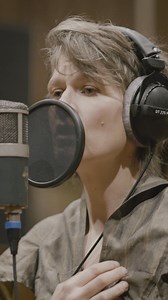 Encore une surprise ! Voici un extrait du titre « El Amor », à découvrir en intégralité sur YouTube. Les 5 autres titres du nouvel EP - Camille - sings Emilia sont eux aussi disponibles en versions intégrales sur YouTube (live studio sessions). ► https://youtu.be/-fBGF5RZzwE —— One more surprise ! Here a short from the track "El Amor", available in full version on YouTube (live studio session). The other 5 tracks from the new EP - Camille - sings Emilia are also available in full versions on You