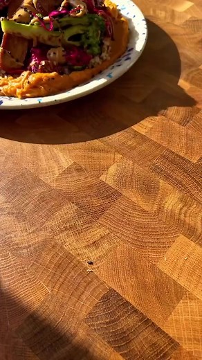 #veganmeal #vegandinner #veganlunch #plantbased #vegan #plantprotein #veganrecipes #vegansofig #govegan #veganpower #whatveganseat #veganpost #fitvegan #veganmealprep #plantbasedfood #hummustoast #veganfood #veganrecipe #plantbaseddiet #veganfoodie #hummusaddict #hummuslover #onlyvegan#veganfamily #veganknowledge #vegandinner #vegandinnerideas #plantbasedvegan #hummusrecipe #hummus | Plant Based & Vegan Recipes