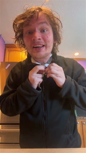 How to make a neckerchief survivor buff #survivor50