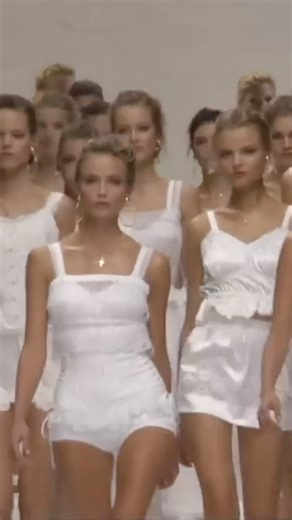 Fashion Blogger | dolce & gabbana spring/summer 2011 finale | Instagram