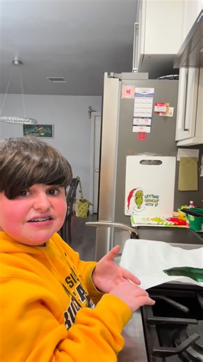 RC The Spice King on Instagram: "Hey guys I made candy glass #candy #candyglass #fyp"