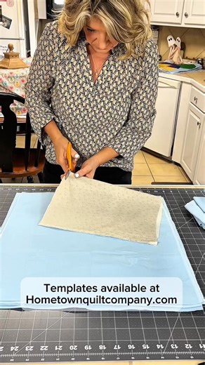 Cats 8 appliqué templates available at www.hometownquiltcompany.com #sewing #tamijones #beginnersewing #diy #crafty | Tami Jones • Hometown Quilt Company, LLC