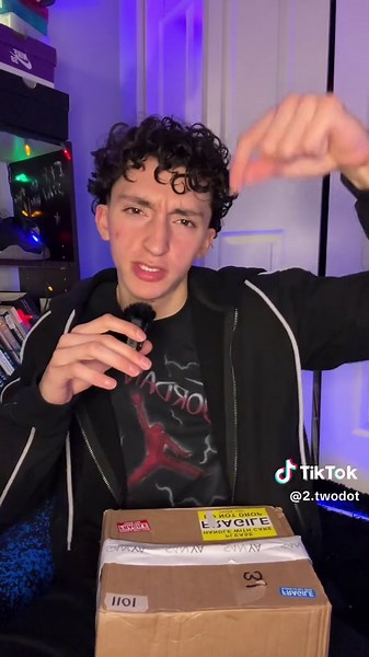 Unboxing and making a fit with a mystry box :) | Mysterybox Unboxing