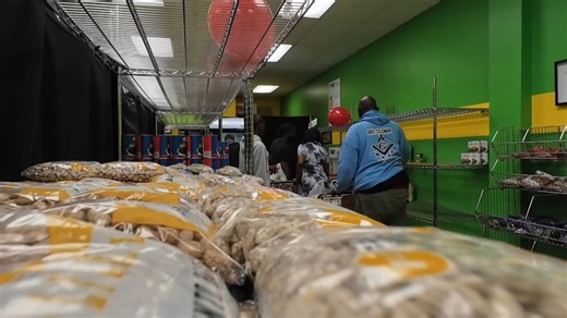 Chicago food pantries deal with increased demand even as potential cuts loom