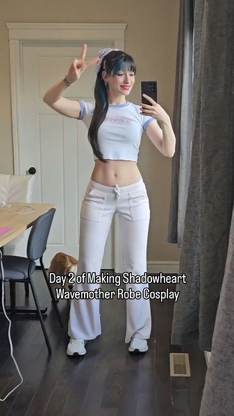 YuzuPyon on Instagram: "Day 2 of crafting Shadowheart Wavemother's Robe cosplay 💙 #costumemaking #gaming #bg3"