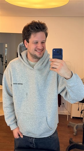 Chris Sander on Instagram: "Wenn sie doch nur könnten.. 😂 WICHTIG: Das Reel ist natürlich humorvoll gemeint, aber schreiende Babys, insbesondere „Schrei-Babys“ können wahnsinnig belastend sein. Deshalb gibt es Schrei-Ambulanzen als spezialisierte Anlaufstellen, in denen Eltern in solchen Fällen professionelle Hilfe bekommen können. Falls du mit solchen Problemen zu kämpfen hast, solche Ambulanzen gibt es bundesweit an ganz vielen Orten und man kann z.B. auf elternsein.info in seinem Umkreis dan