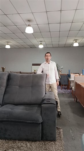 Comfort Design on Instagram: "🔥 LIQUIDA COMFORT — DESCONTOS DE ATÉ 50%! 🔥 🛋️ Sofazão 3,30m Molas ensacadas + Mega Pillow de ultra conforto De R$ 9.800,00 por apenas R$ 4.590,00 ✨ Conjunto 2 e 3 lugares Conforto, elegância e espaço para toda a família De R$ 7.500,00 por apenas R$ 3.990,00 ⚠️ Peças únicas — quem chegar primeiro, garante! Corre pra aproveitar essa oportunidade imperdível! 📍 Comfort Design Av. Presidente Tancredo de Almeida Neves, 101 – Macedo – Guarulhos 🅿️ Estacionamento no l