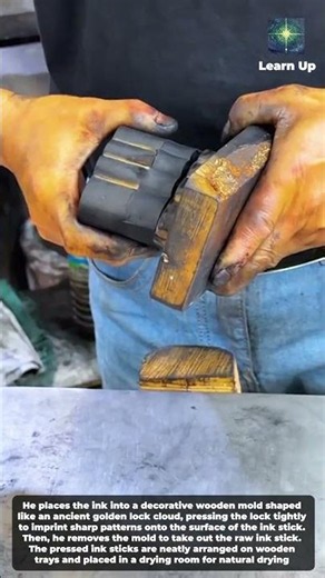 The Process of Creating Premium Huizhou Ink