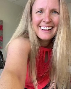 Aletha Health on Instagram: "After working as a Physical Therapist for decades, I saw a pattern of tightness in the iliacus and psoas caused by too much sitting and overuse in athletics. I tested dozens of existing tools but none of them could provide the right amount of pressure to the right spot the way a professionally trained PT can."