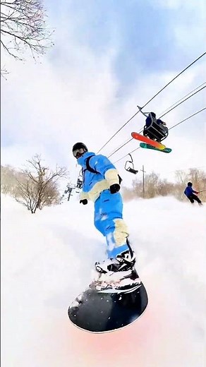 大山粉雪才是滑雪人最后的归宿！ 从慕士塔格登山滑雪到北海道二世古的粉雪才诠释了什么是滑雪！雪场的积压雪道只是练兵场与技术的积累！#潮流运动季 #单板滑雪教学 #金牌滑雪教练