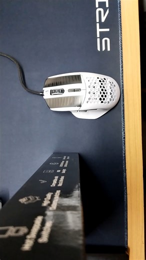 Drag click goes brrrrrr 🔥🔥 #minecraftshorts #minecraftpvp #bedrockpvp #dragclicking #combo #glorious