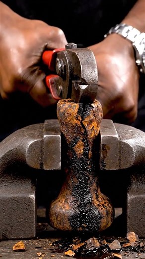 Rusted Clamp Screw 🤯 Tightening Pressure Until It Snaps ASMR