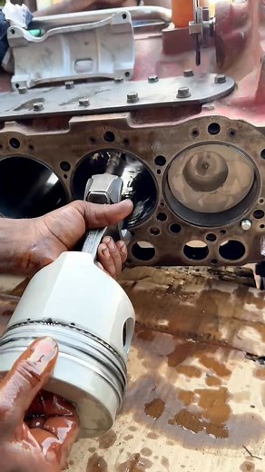 How to cylinders piston installation #trendingreel #engine #tools #mechanical #pistons | engineering ideas