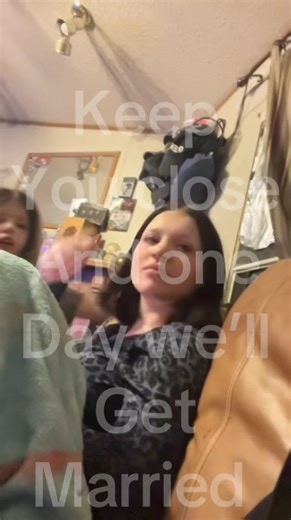 shaylee_smith1 (@shaylee_smith1)’s videos with Sleep Talking - Indigo De Souza