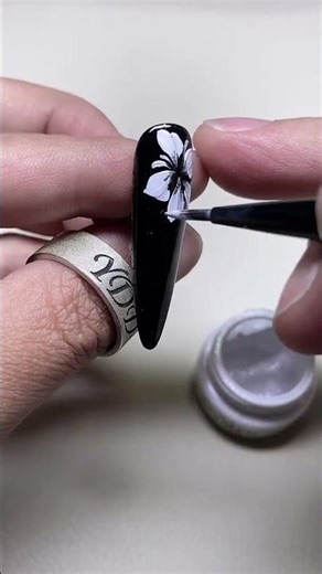 Learn Nail Art Basics: Easy DIY Tutorials for Beginners