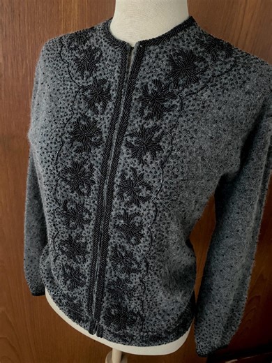 Bust 39.3" True Vintage 1950s VOLUP Grey Lambswool Heavily Beaded Cardigan! - Etsy