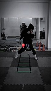 1.2M views · 56K reactions | Footwork Drills壘 #box #boxing #footwork #boxingdrills #shadowboxing #boxingtraining | GAL Boxing | Facebook