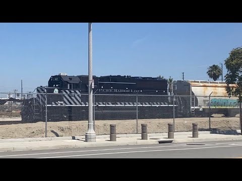 Pacific Harbor Line Grain Train with a nice Nathan K3L train horn. (PREMIERE)