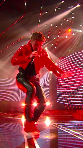 Mads Moldt 'Wreak Havoc' Performance on X Factor TV2