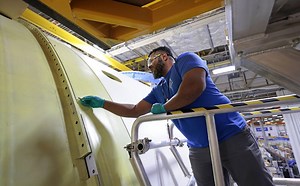 Rocket Report: Astra layoffs; next SLS core stage needs repairs