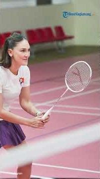 LUNA MAYA & CINTA LAURA TRAIN BADMINTON TOGETHER, INTRODUCING THEIR TEAM NAME "LUCINTA LUNA"