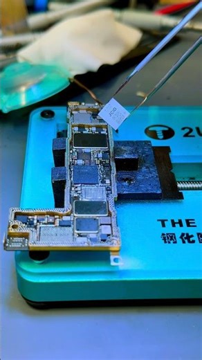 How to fix jc wifi ic #shortvideo #iphonefix #smartphone #iphonesolutions #problemfix #trending