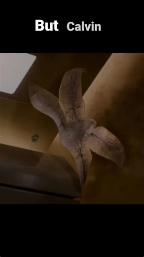 Alien creature in space station #film #movieplot #alien