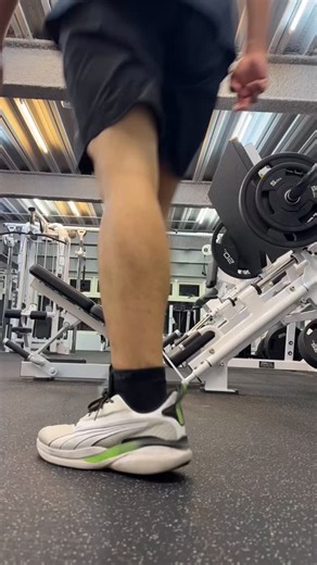 11/15健身紀錄 腿+胸（核心） 持續加油 明天量第六個月的inbody #workout #健身日記 #台灣人生俊 | Charlie Chao | Facebook