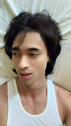 7.8K views · 390 reactions | good morning ☀️ text me before i get my day started ❤️ https://www.staryo.com/sebastian | Sebastian Moy | Facebook