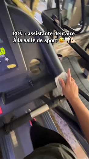 Dental_assistant_ikka | Toujours en mode assistante dentaire 😅🦷💪🏻 #algeria #assistantedentaire #dentalassistantlife #trend #algerie | Instagram