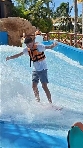 Flow Riding on a SkimBoard at Cancun!