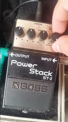 Boss Power Stack ST-2 ALL at 12:00 + ALL GAIN RANGE "CRUNCH+DRIVE+ULTRA Gain demo RIFF"