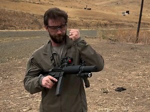 HK MP5SD冲锋枪全自动射击，这声音真小！