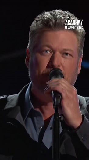 2 @Blake Shelton songs in 1 #ACMawards performance sounds like a pretty good deal to us! 💰 #CountryMusic